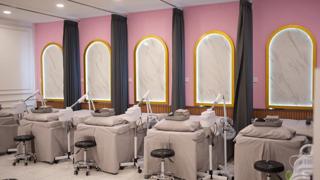 Kapan Lagi Treatment Murah di Beauty Center DRW Skincare? Cek Harga di Sini!