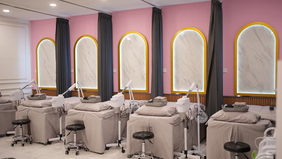 Siapa Pemilik Beauty Center DRW Skincare? Apakah Satu Perusahaan dengan DRW Trans?